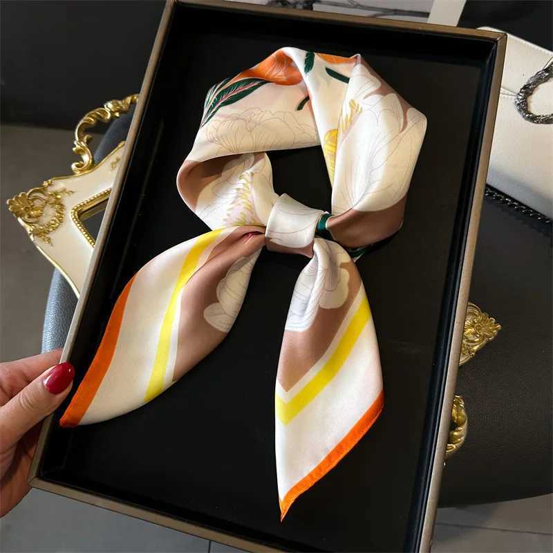 Scarf For Wen Fashion Flower Print Neckerchief Luxury Band Breathable Square Scarf Spring/Sunmmer band Hijab Scarves X260328