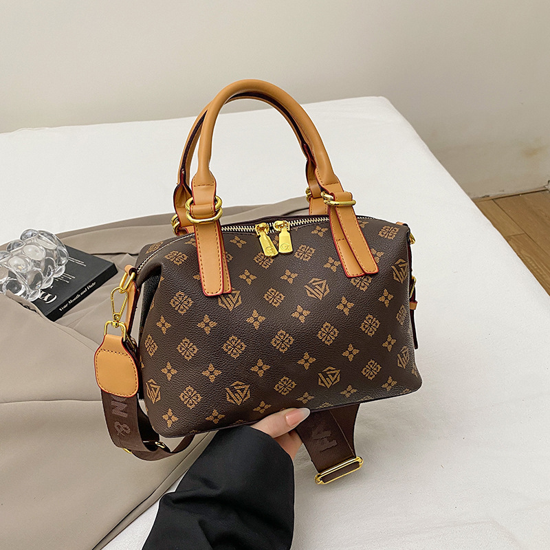 Elegant Women's Bag 2026 New Style Printed Design Versatile Tote Bag Large Capacity Handbag Chic Shoulder Bag Crossbody Bag