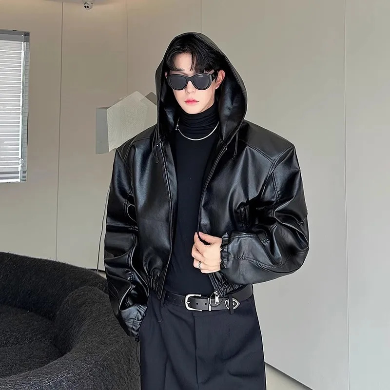 Mauroicardi Spring Autumn Short Waterproof Black Pu Leather Jacket Men Hood Zipper High Waist Loose Casual Korean Fashion 260327