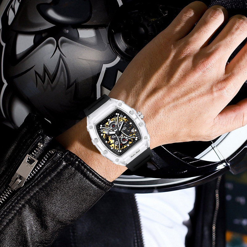 Watches Men Designer Sporty Sports Fashion Waterproof Wristwatch Retro Swimming Diving Reloj Hombre Homme Montre De Luxe