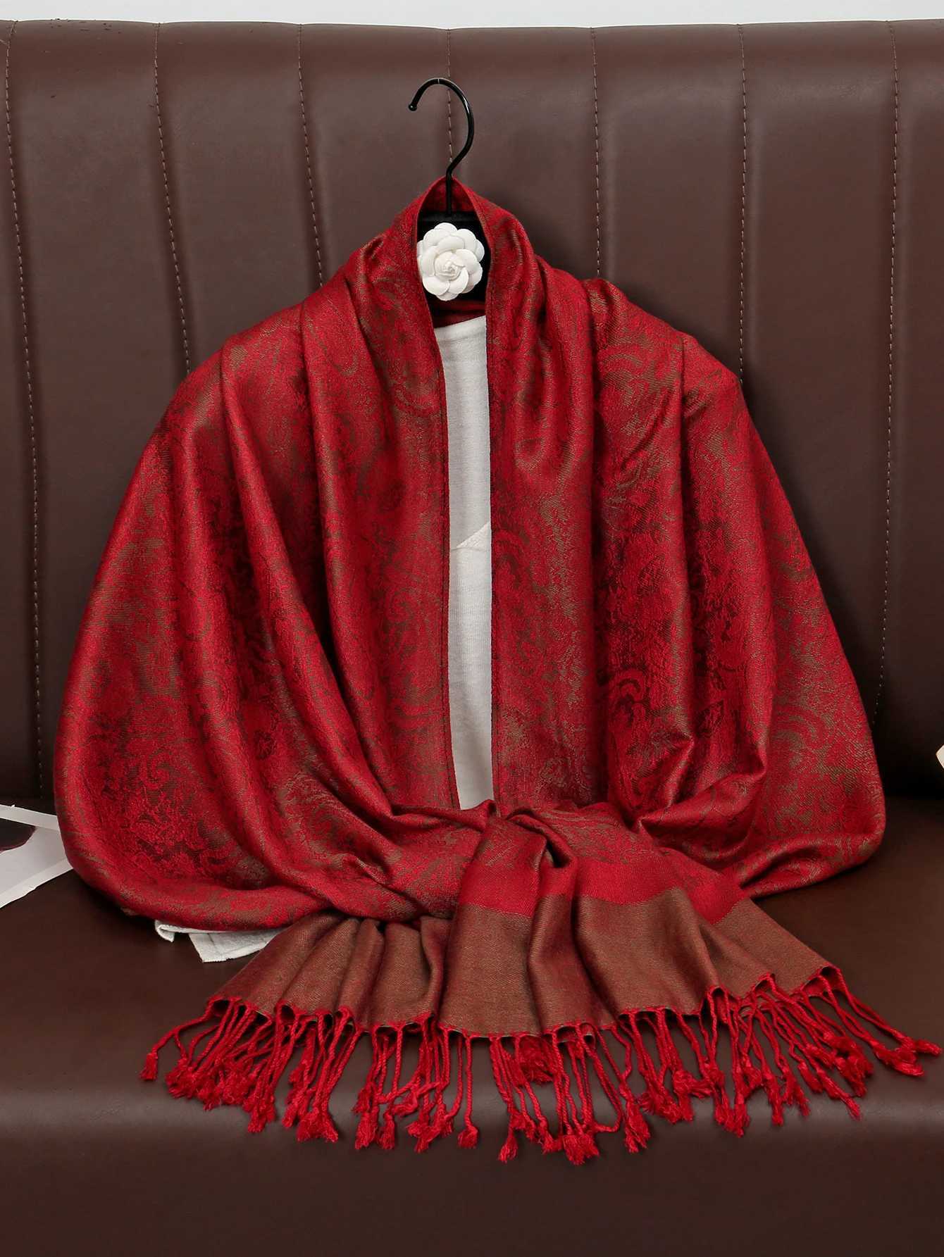Retro Versatile Scarf with Peacock Flower Embroidery Casual Fashion Soft Tassel Design for Daily Outerwear Decoration Z260330