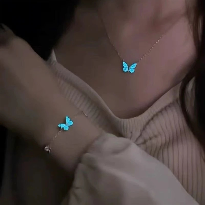 Luminous Butterfly Necklace Glowing Night Fluorescence Vintage Glow In The Dark Pendant for Women Christmas Year Party Gift 260327