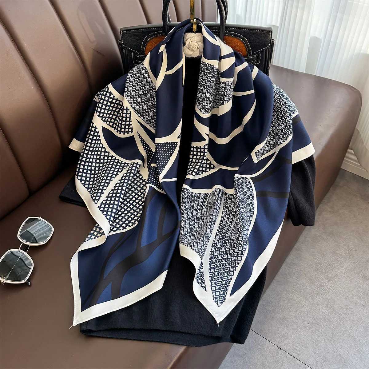 New 90cm Printed Large Square Scarf Wen Spring and Autumn Scarves Twill Silk scarf Shawl Fem HIjab Luxury X260328