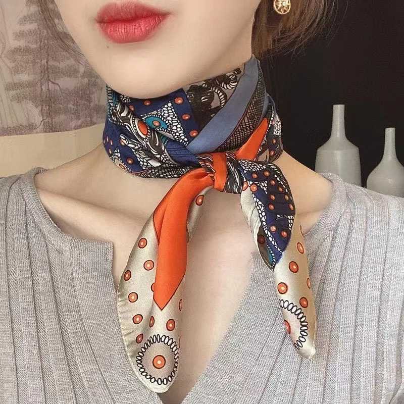 70cm Vintage Print Silk Scarf Elegant Fashion Neck Scarf for Wen Versatile Off Accessory Retro Style Tie X260328