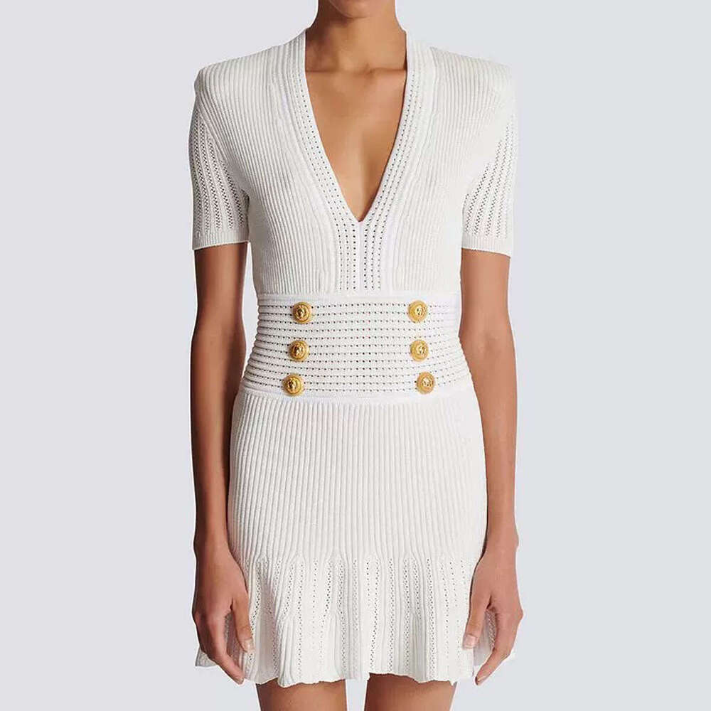 Spring and Autumn New Designer European and American Fashion High Quality e22 Knitted V-neck Slimming Women's Short sleeved Dress