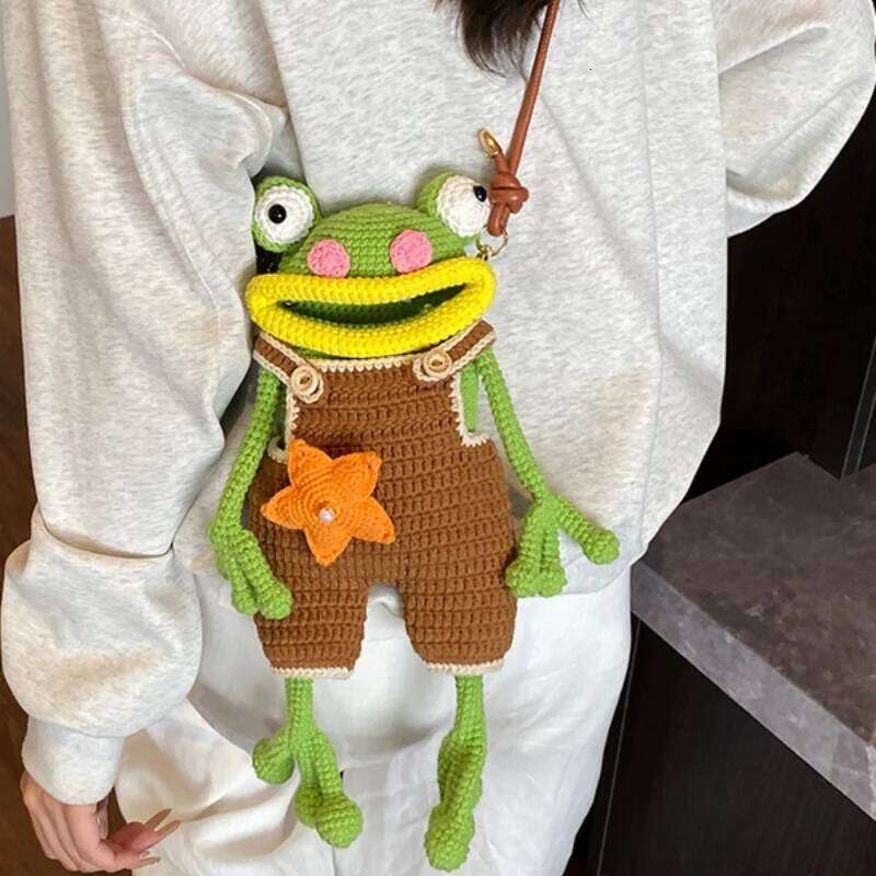 Finished Big Mouth Frog Mobile Phone Sausage Lips Wool Woven Bag Leather Shoulder Strap Ugly Cute Christmas Gift Clutch Bags