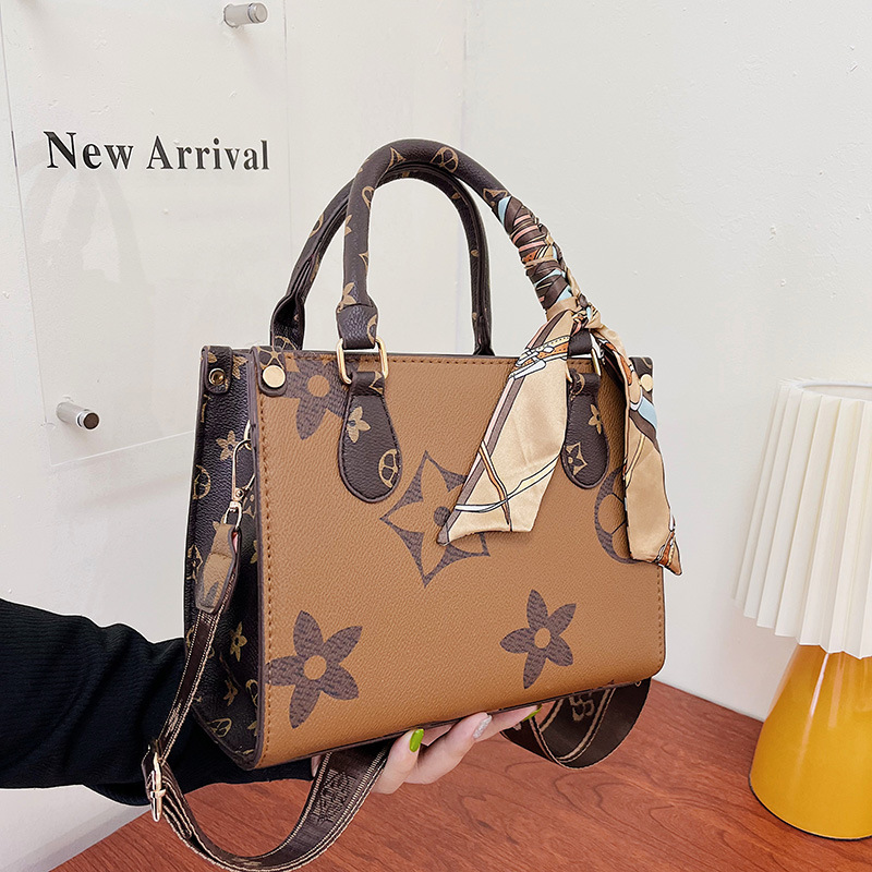 Free shipping Designer bag Plaid tote bag women bag shoulder bag crossbody bag versatile large capacity handbag Smart plain
