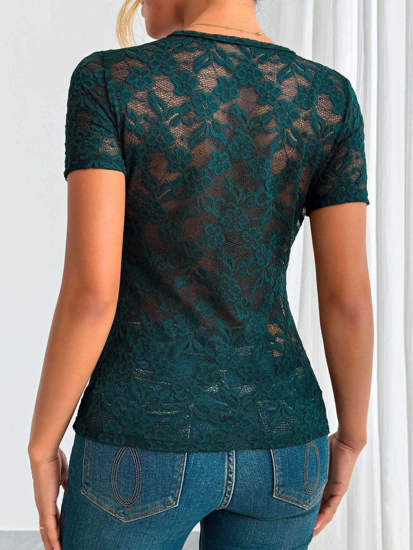 Women's T-Shirt Summer Women's Lace T-shirt V-neck Hollow Sexy Black Flowers Slim White Basic Hot Girl Versatile Top for Female