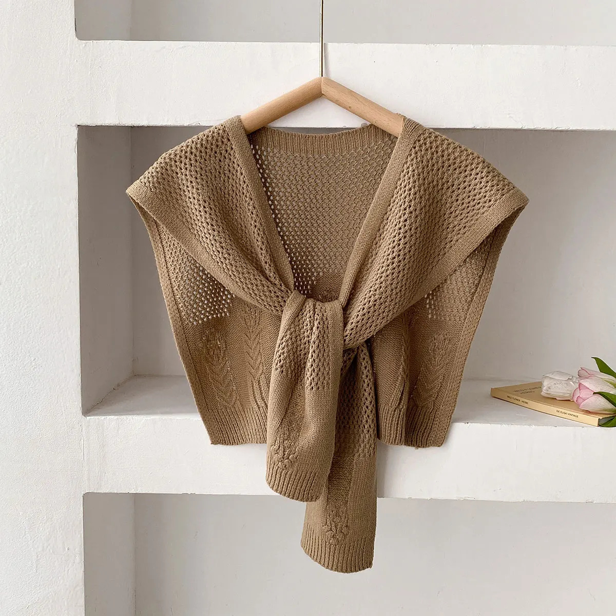 Solid Color Knitted Shawl Scarf Women High-end Capes With Shirts Fashion Thin Neck Protectors For Spring and Autumn 260325