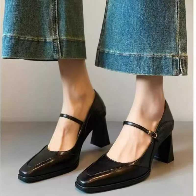 2026 New Heeled Shoes Woman Retro Shallow Mouth High Heel Mary Jane Shoes Square Head Pumps Fashion Heels for Ladies Z260330