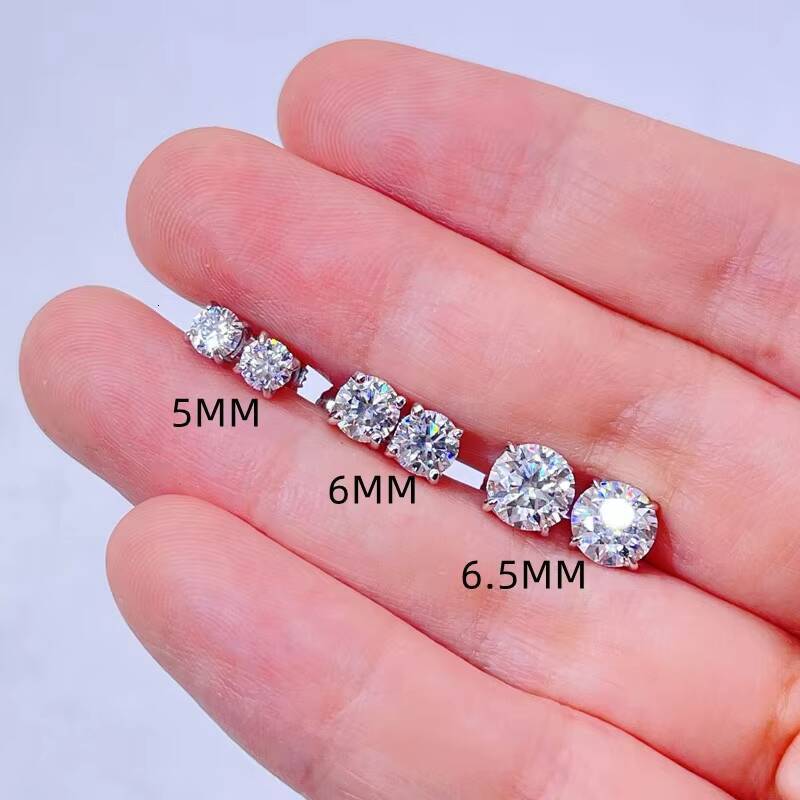 Ready to Ship Wholesale Price Classic Design 925 Sterling Silver Screw Back GRA Certificated Diamond Moissanite Stud Earrings