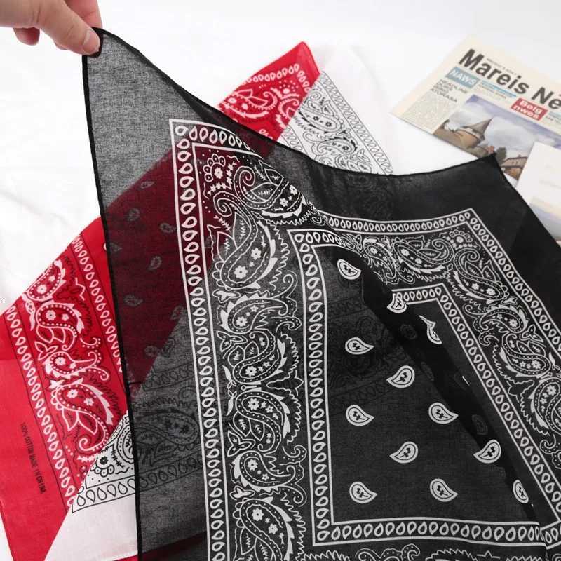 Unisex Cotton Bandana Kerchief Hip Hop Black Hair Band Neck Scarf Sports wear Wrist Wraps Square Scarves Handkerchief X260328