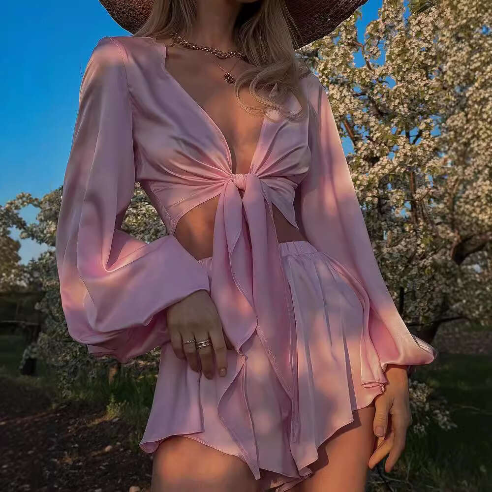 European American 2026 new cross-border lace-up sexy French long-sleeve top and shorts set for women