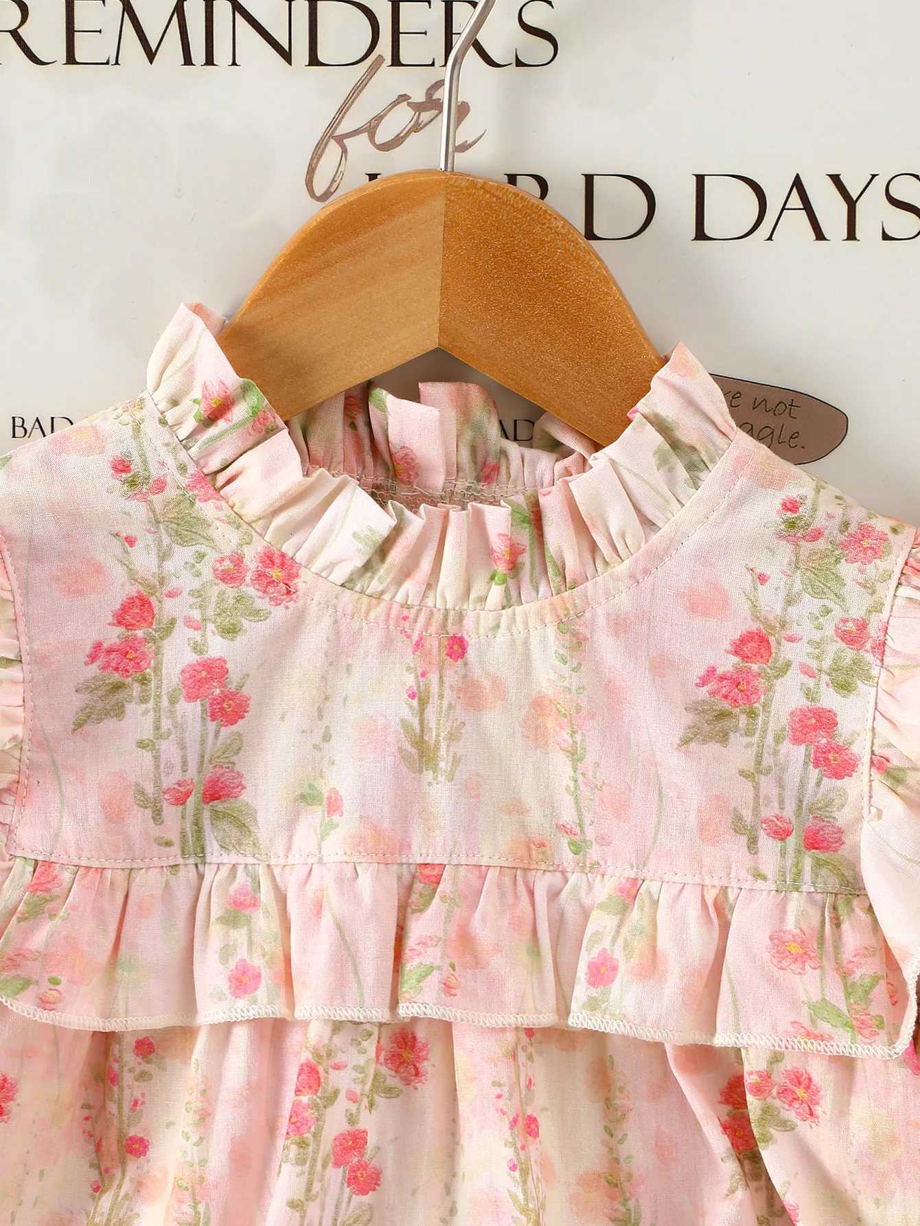 Baby Girls Pink Floral Ruffle Long-Sleeve Dress Spring and Autumn Princess Dress with Ruffled Edges Childrens Fresh Pastoral Style DressT260330
