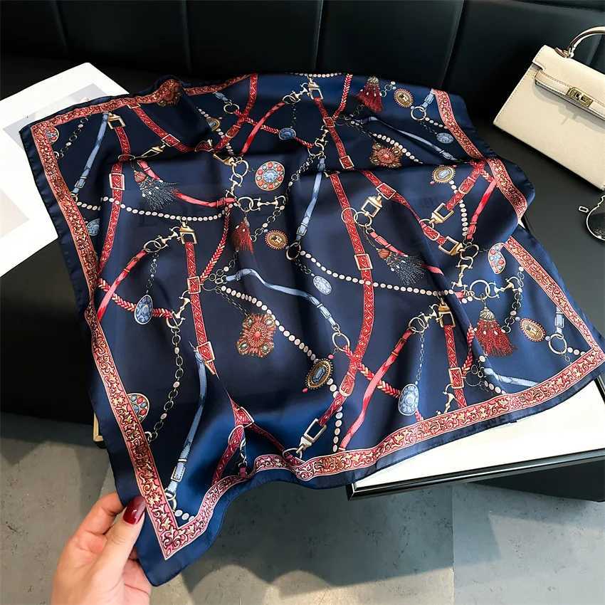 Luxury Chain Print Small Square Scarf Simated Silk Thin Neck Scarf Fashion Sunscreen scarf For Wen 70x70cm X260328
