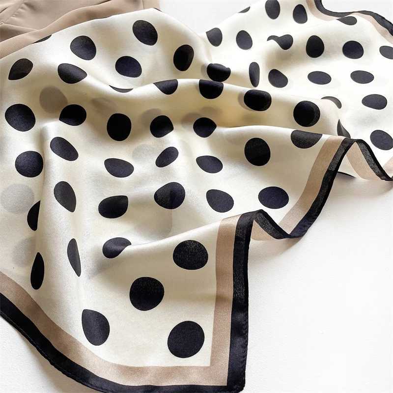 2024 New Pure Silk Scarf Small Square Fashion Lady Neck Hair Band Women Foulard Female Bandana Fashion Tie Print Neckerchief Z260330