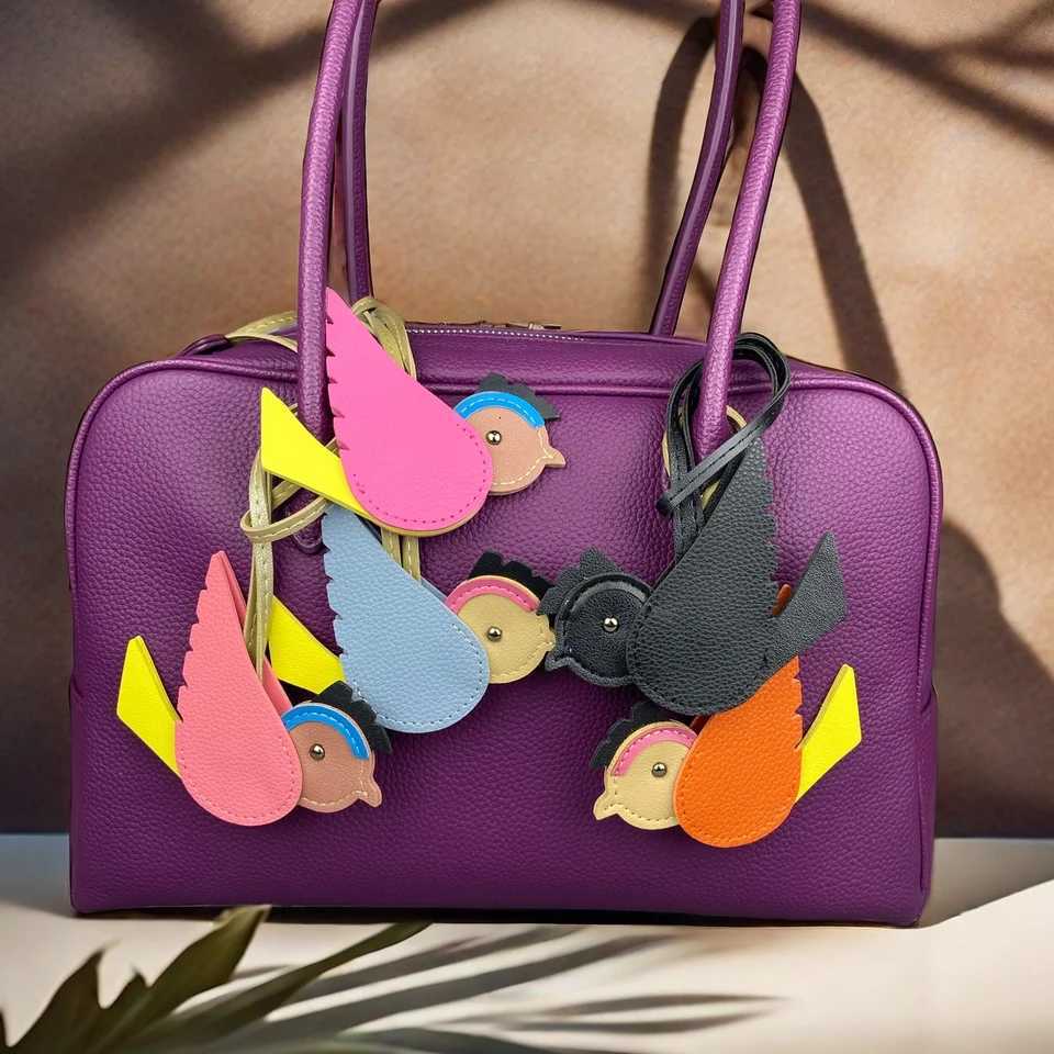 Cute Palm-Sized 3D Leather Bird Bag Charm - Colorful Stitched Leather Patchwork Pendant for Handbags with Vivid Bird Shape Z260330