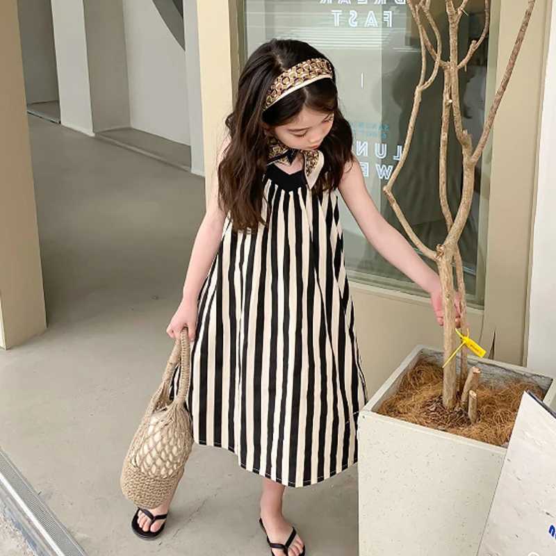 Summer Girls Dress Polka Dot V-Neck Sleeveless Dress Princess Dress 2022 New ChildrenS Clothing Fashion Baby Kids ClothesT260330
