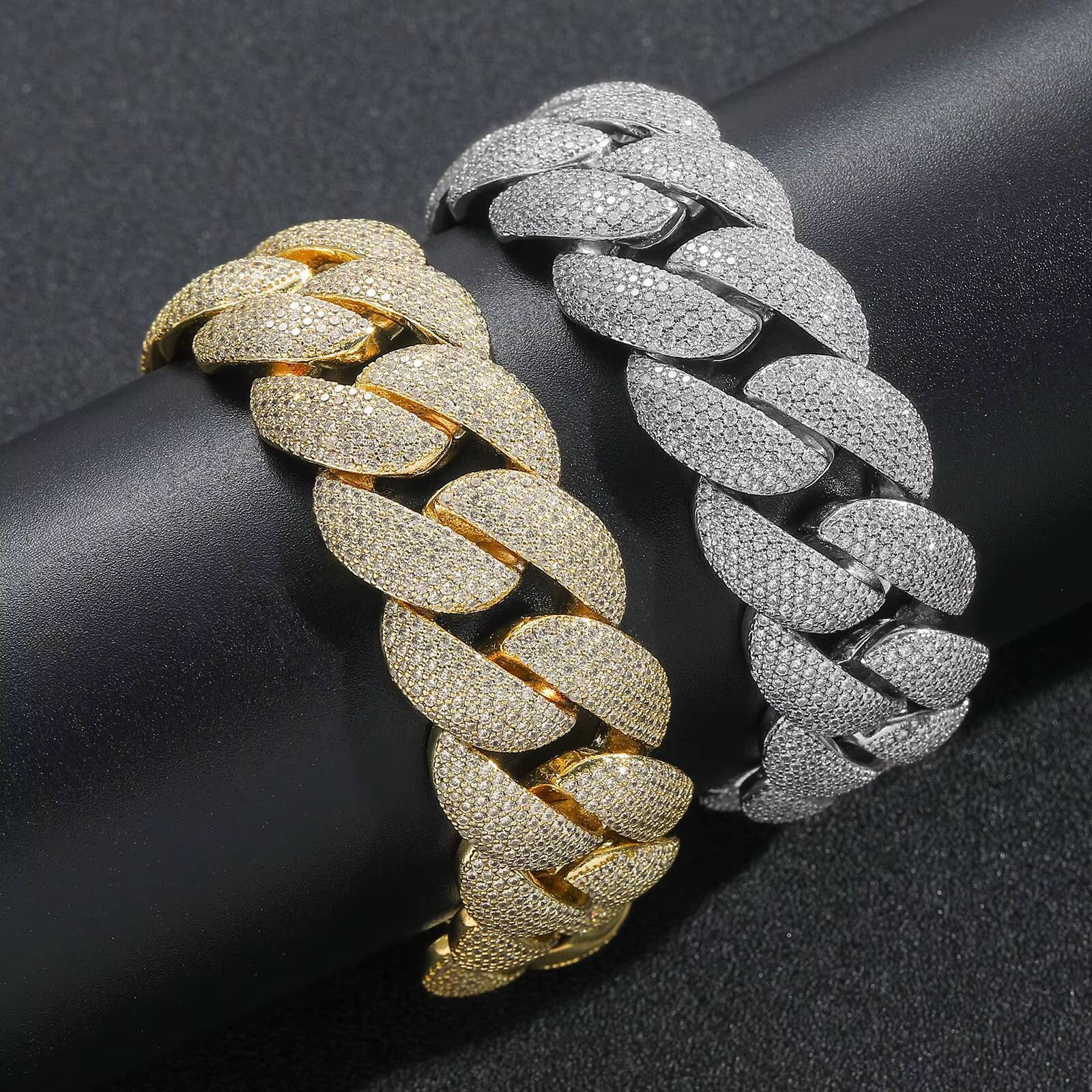 Mens Customized Brand 22mm Bubble Cuban Chain Bracelet Trendy Gold Plated Hip-Hop Fashion Accessory Moissanite Personalized Jewelry