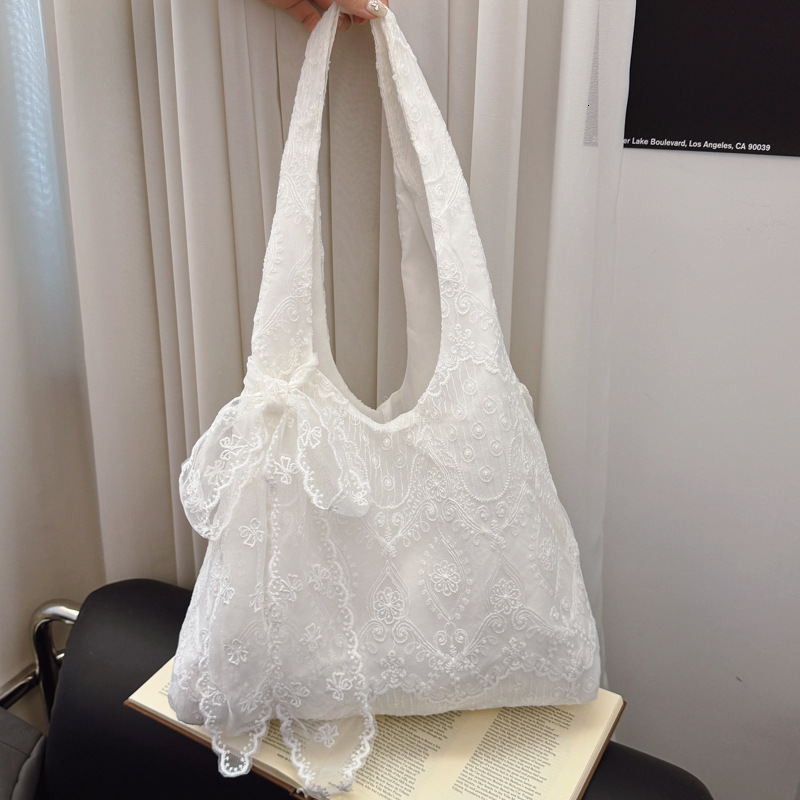 Free Shipping High Value Lace Embroidery Shoulder Bag for Women Cute Bowknot Tote Bag Casual Beach Handbag