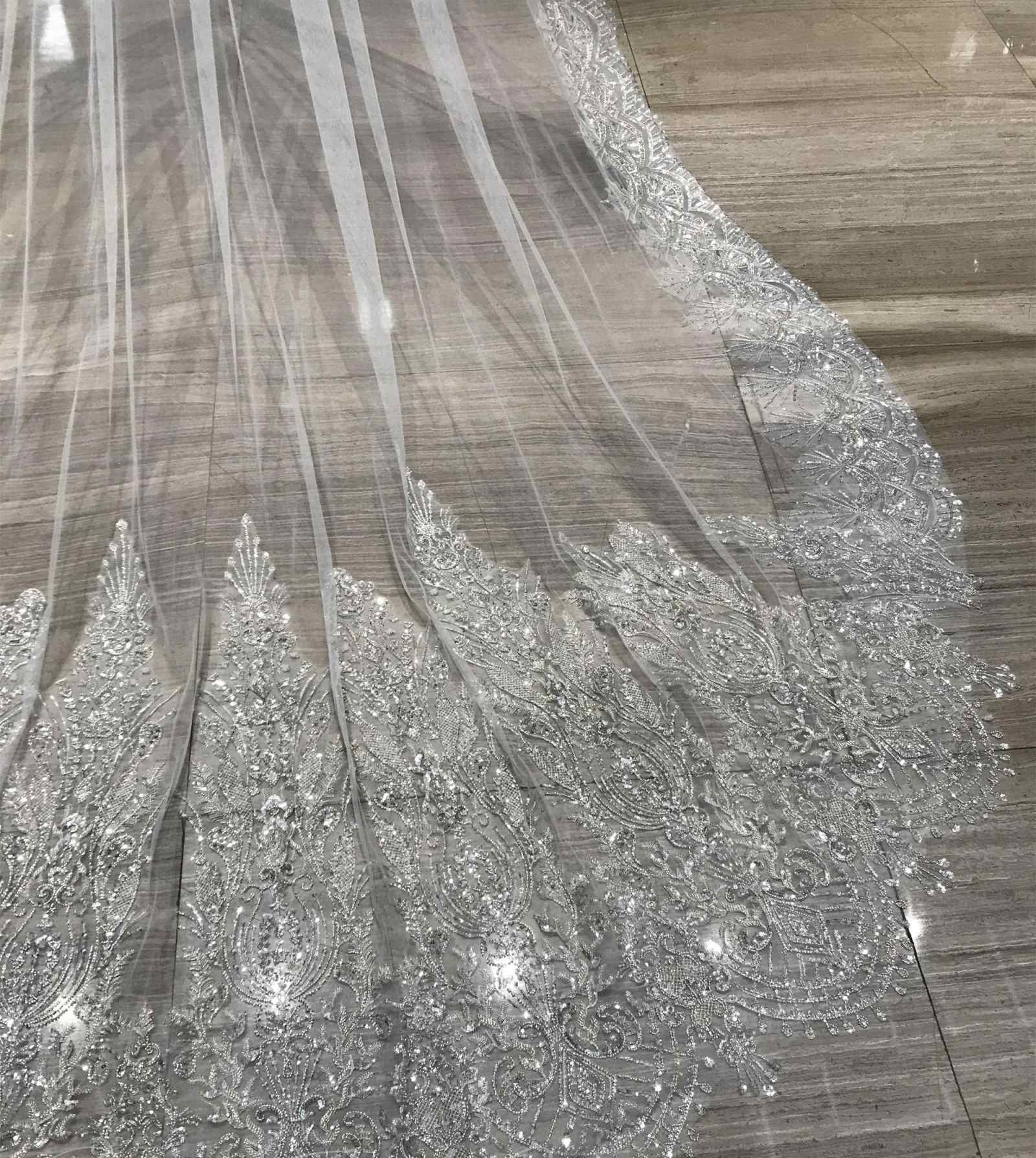 Luxury Wedding Veil Crystals Beading One Layer Cathedral Length Veils Velo De Cabeza Customized