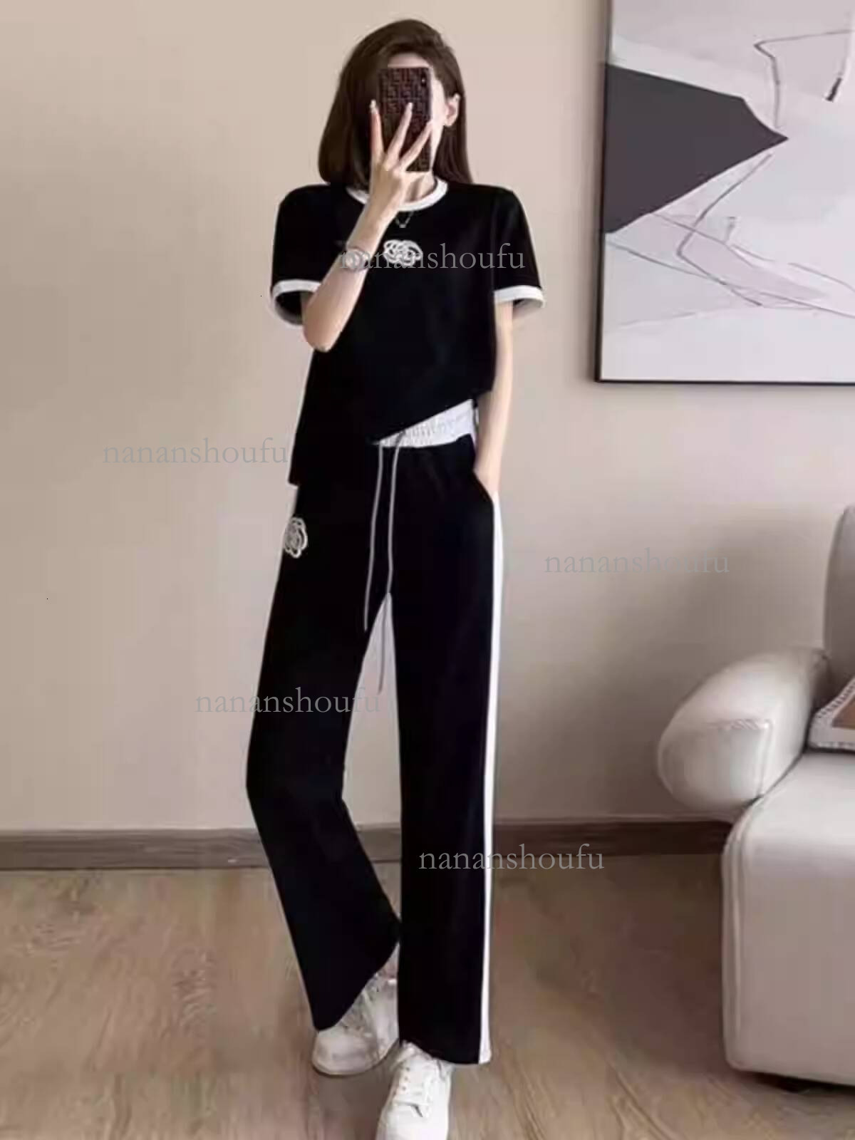 2026 Designer Sports Suit Luxury Brand Classic Fashion Print Black And White Outdoor Leisure Sports T-shirt Summer Slimming Youth Wide Leg Pants Two-p