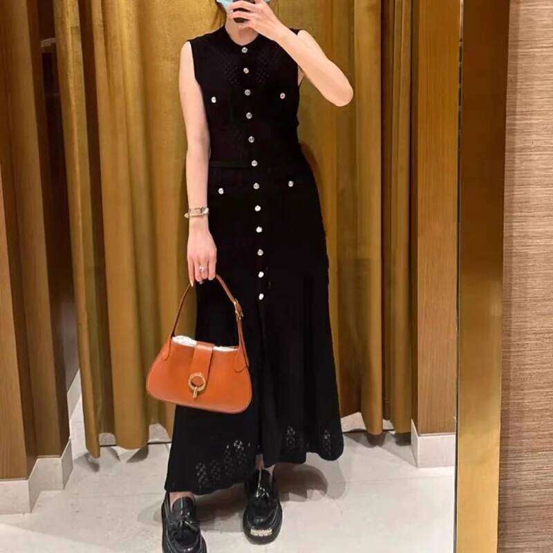 Women Single Breasted Knitted Dress Autumn Winter Slim Female Elegant A-Line O-Neck Black Sleeveless Long Robe Mdng260330