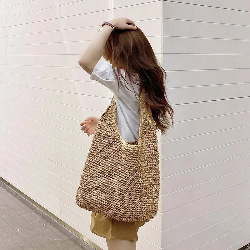 Fashion Straw Women Shoulder Bags Paper Woven Female Handbags Large Capacity Summer Beach Straw Bags Casual Tote Purses260316