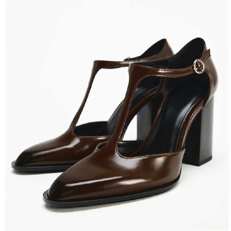 Retro T-strap Design Mary Jane Shoes Women Brown Patent Leather Ankle Strap Buckle Heels Elegant Pointed Toe Chunky Heel Sandals Z260330