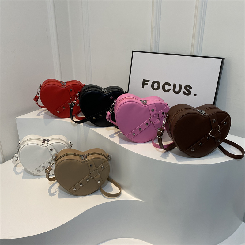 Free Shipping High Value Heart Shaped Crossbody Bag for Women Rivet Decor Shoulder Bag Sweet Y2K Style Purse