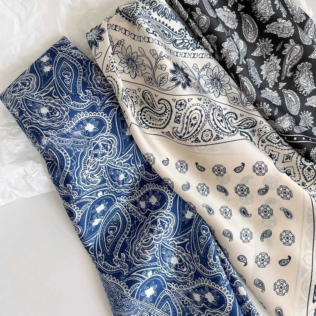 Paisley Print Square Scarf - Spring Vintage Style Womens Head Wrap Neck Scarf All Season Accessory Z260330