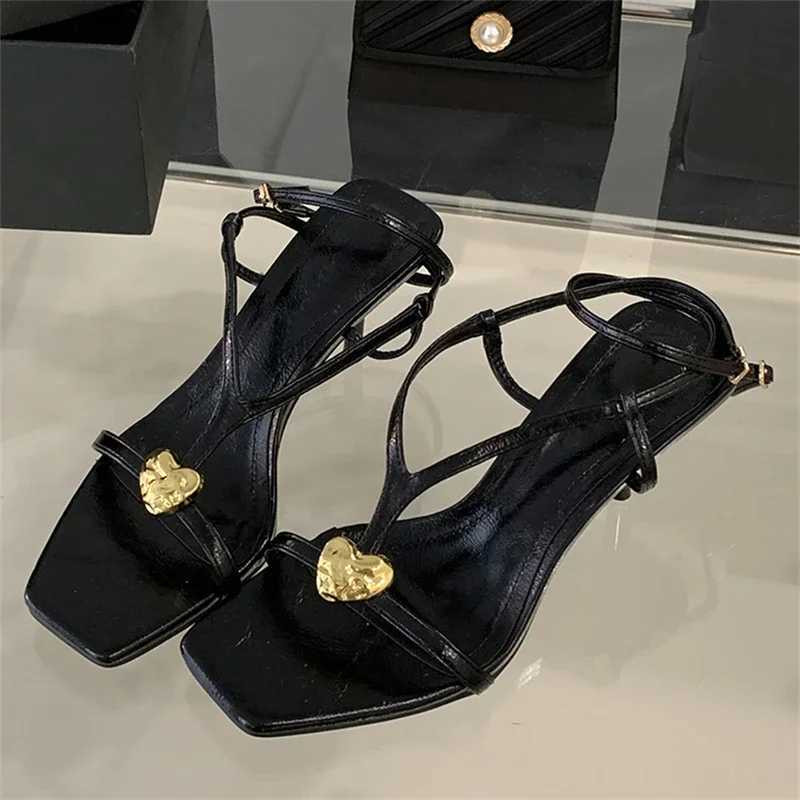 Summer Fashion Metal Buckle Narrow Band Sandals Women Band Open Toe Thin Low Heel Gladiator Party Shoes Zapatos De Mujer Z260330