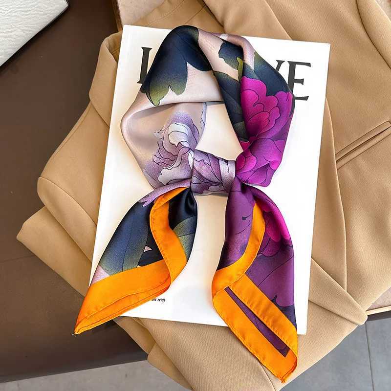 7070cm Luxury Floral Print Silk Square Scarf Wen Foard Hairband Hands Bag Ribbon Hijab Neckerchief band Bandana X260328