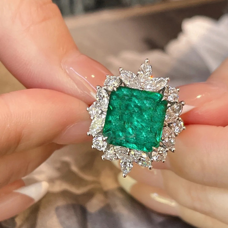 Jewlery Designer For Women Brilliant Gemstone Ins High-Grade Green Cubic Zirconia Full-Diamond Ring Micro-Inlaid Versatile And Elegant Index Finger Je