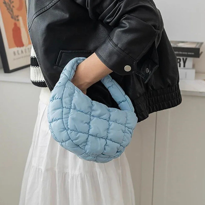 Fashion Mini Puffer Tote Bag Quilted Circle Phone Purse Elegant Purple Soft Nylon Padded Key Pouch Simple Trend Handbag 260317