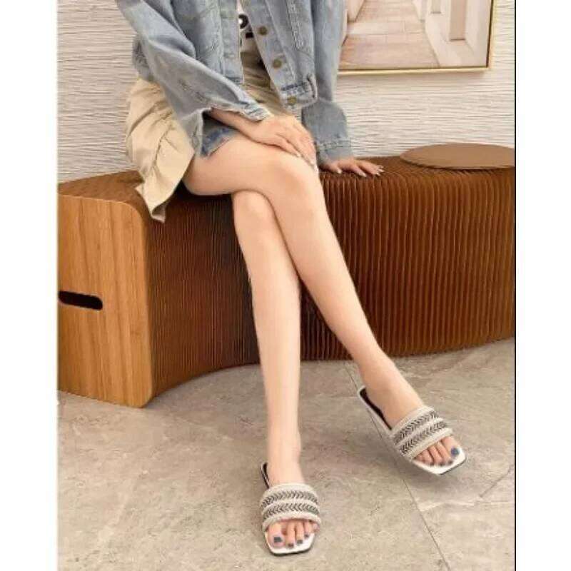 Summer Rhinestone Women Sandals Pearl Cross Fashion Ladies Slippers Luxury Designers Outdoor Beach Comfort Slides Shoes