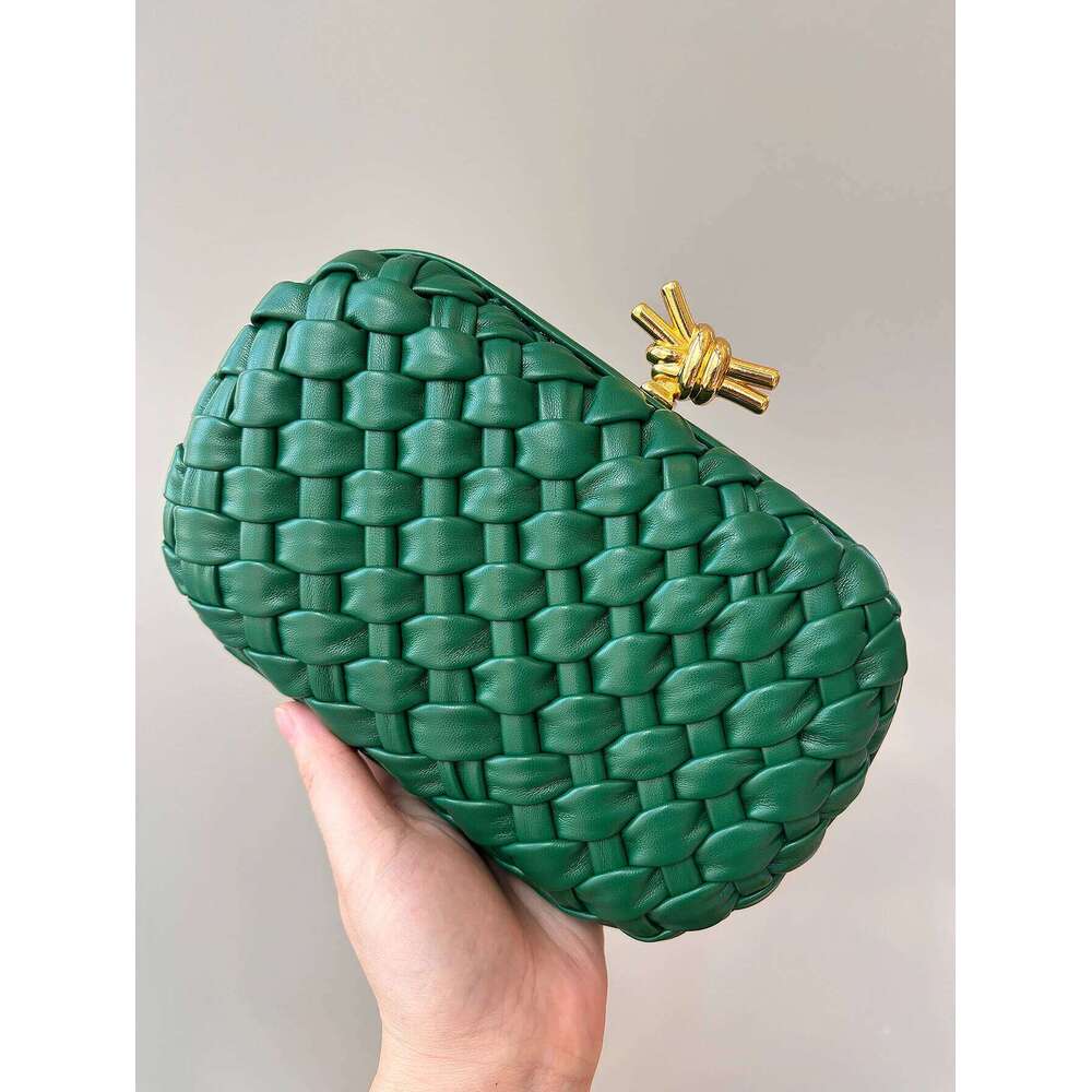 Chinese Embroidery New Ladies Sense Niche Design Woven Bag Elegant Dinner Clutch Shoulder Slung Chain Fashion High Qua Clutch Bags