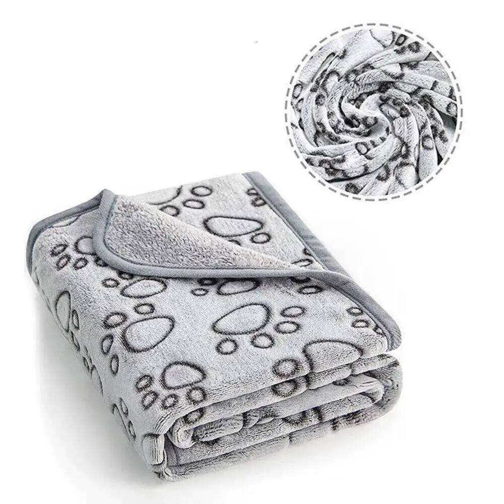 Soft Fluffy High Quality Washable Cute Pattern Paw Print Dog Pet Mat Warm Blanket for Indoor Cat Dogs