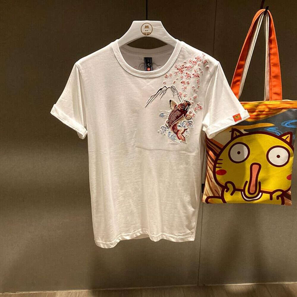 ZHE HAN Trendy Embroidered Summer Short-Sleeve T-Shirt For Men, Japanese Street Style, Cool Stylish Men's Top, Casual And Sophisticated