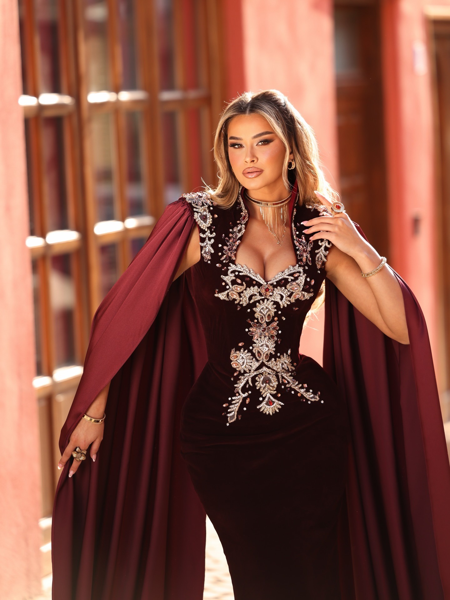 Velvet Prom Dress V-Neck Bridal Dress Sexy Cape Sleeve Crystal Sequins Lace Evening Dress Floor Length Party Gown Customized vestido de novia