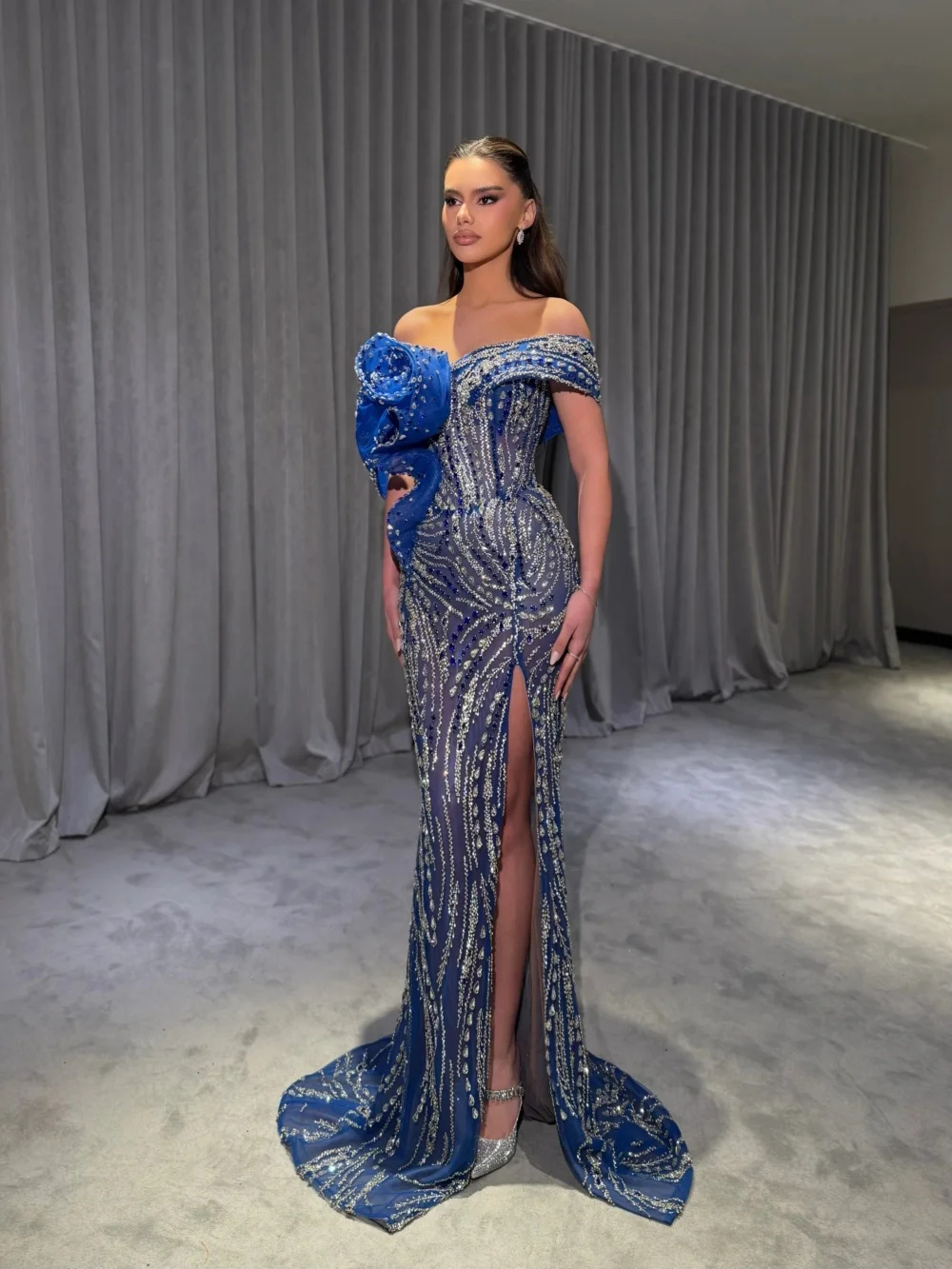 Fashion Off The Shoulder Prom Dresses Elegant Sequined Lace Crystal Evening Dress Floor Length Party Gown Customized