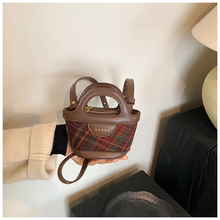 Free Shipping High Value Mini Handbag for Women Vintage Pattern Crossbody Bag with Top Handle