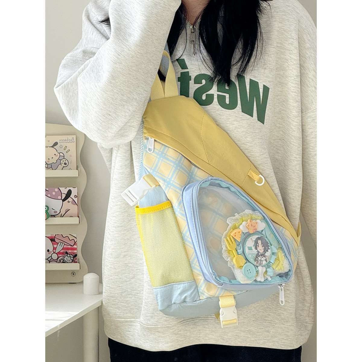 casual ins-style sports and anime convention backpack, large-capacity for cycling, cute girl's ita-bag crossbody bag