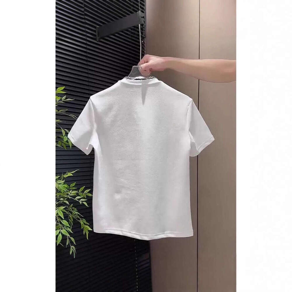 Summer Trend New Men's T-Shirt 2025 Embossed Embroidery Round Neck Internet Celebrity Casual Light Luxury Short Sleeve Top
