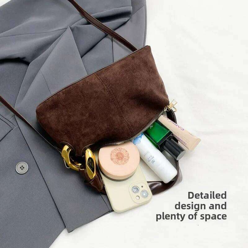 New Fashion Maillard Simple Texture Crossbody Women Retro Handle Casual And Versatile Pillow Bag High Quality QIBALIANGPIN
