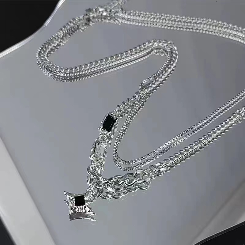 Designer luxury Star Double Layer Necklace Hip Hop Design Sense Niche Personality Accessories High-end Qixi Festival Men's and Women's Clavi