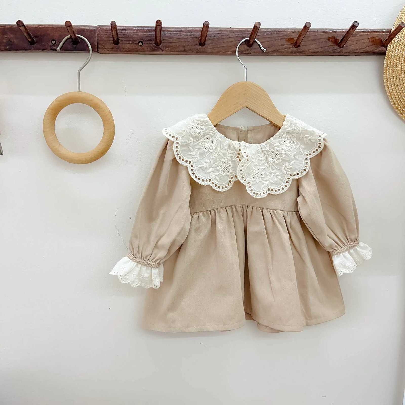 2024 New Girls Autumn Dress Stylish Childrens Autumn College Style Simple Little Girl Baby Princess DressT260330