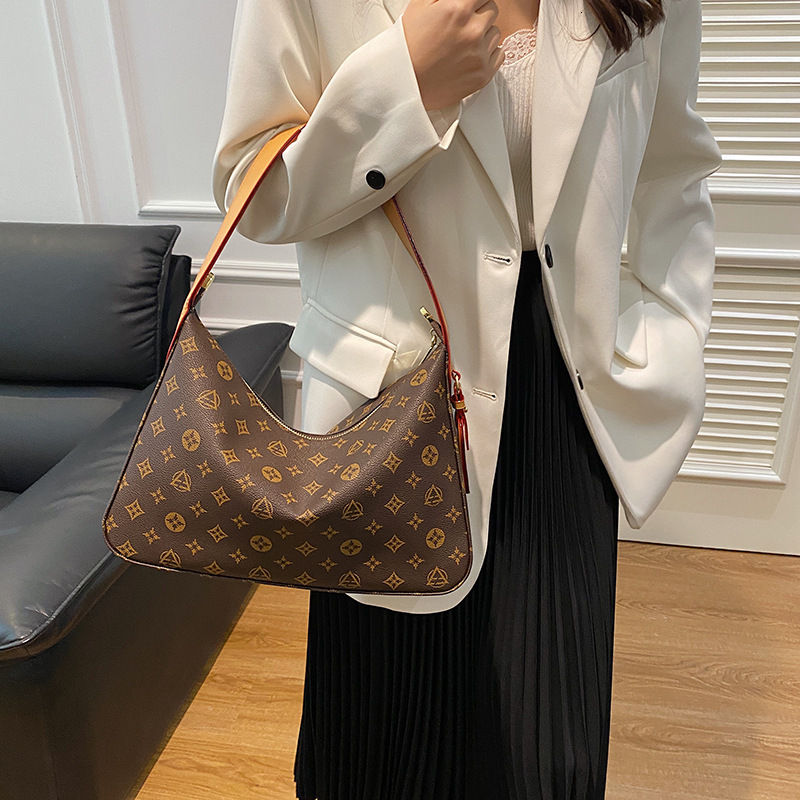 Cross-Border Printed Underarm Bag for Women, Large Capacity Fashionable Textured Dumpling Soft Leather Elegant Commuter Shoulder Bag, Vintage Trend