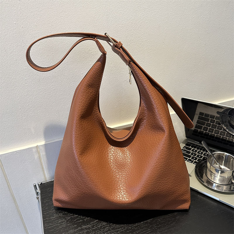 Free Shipping High Value Cross-border textured commuter handbag 2026 new vintage fashion single shoulder underarm tote women's trendy bag