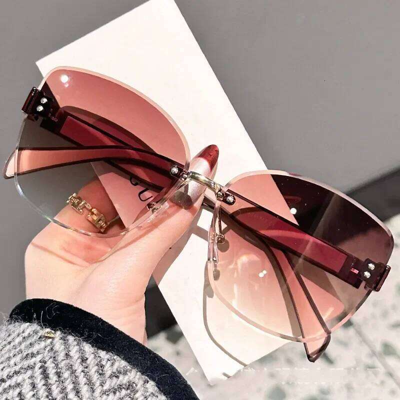 Large Frame Cat Eye Fashion Sunglasses New UV Protection Women's Edge Cutting Frameless DS-8208 26Y0330